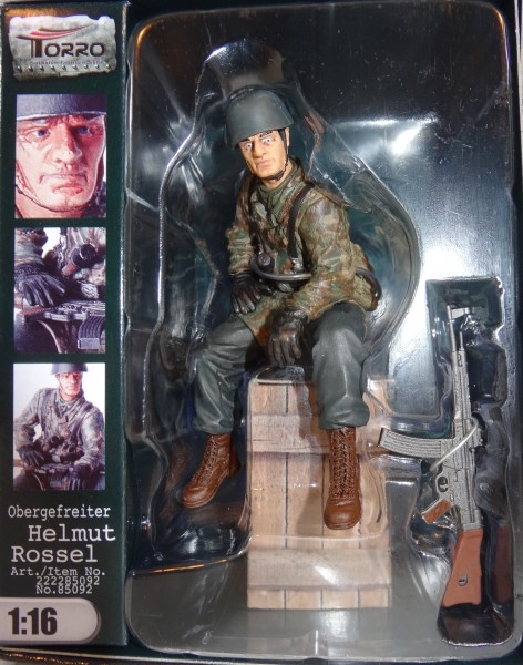 "Obergefreiter Helmut Rossel 1/16 Figur